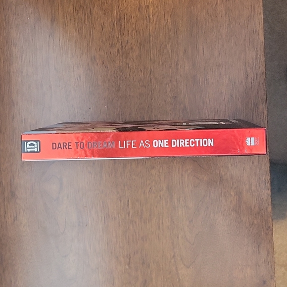 One Direction Hardcover - Picture 3 of 3